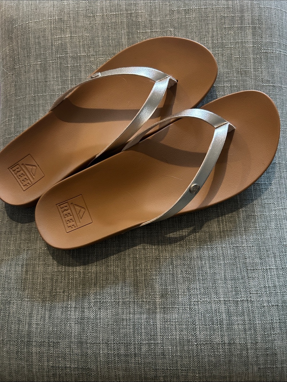 Reef Women’s Metallic Silver Strap Sandals with Tan Footbed